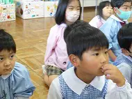 絵本　制作　音楽