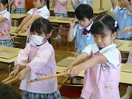 ばち打ち　太鼓