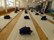 体育あそび　大掃除　給食